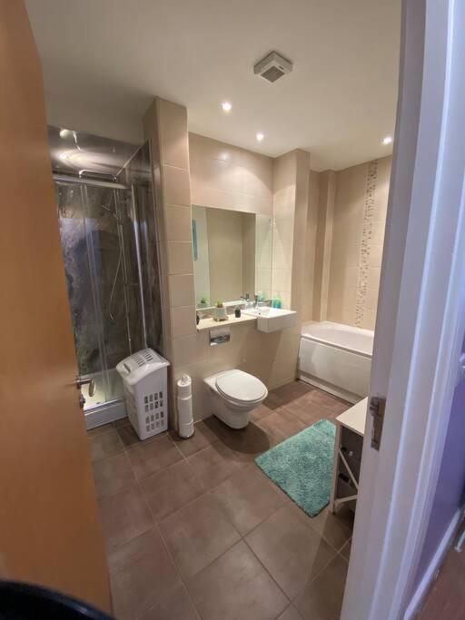3 Bedroom Penthouse Apartment In Larne Ngoại thất bức ảnh